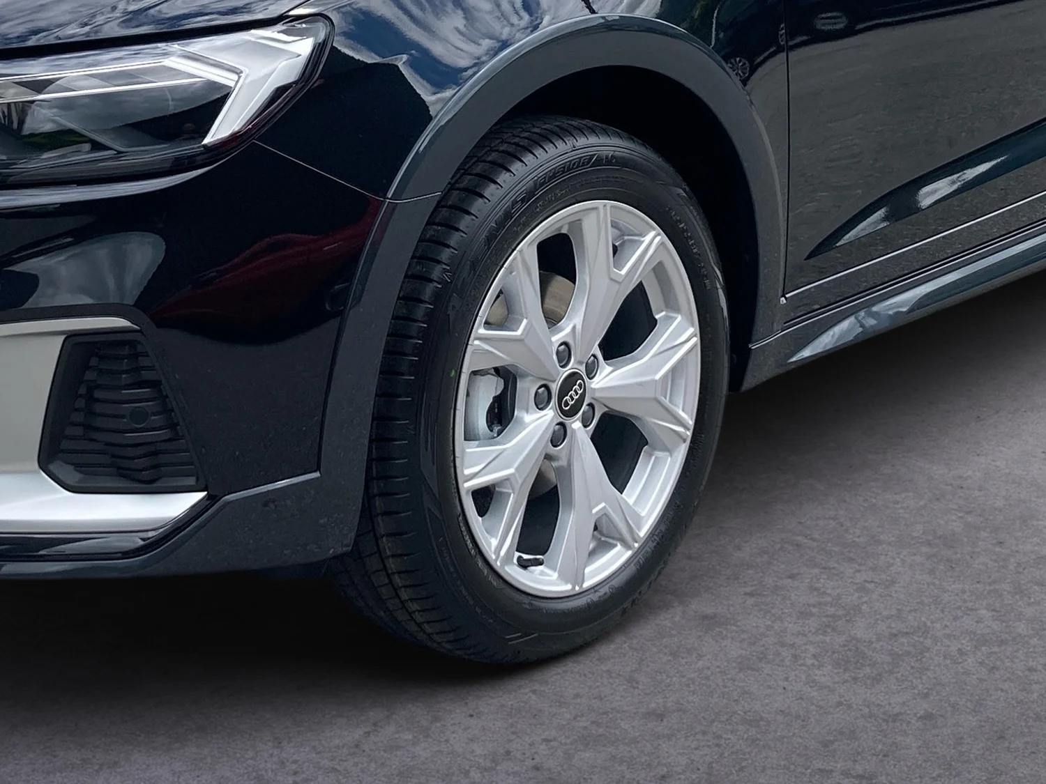 Bild eines Audi A1 allstreet 30 TFSI intense