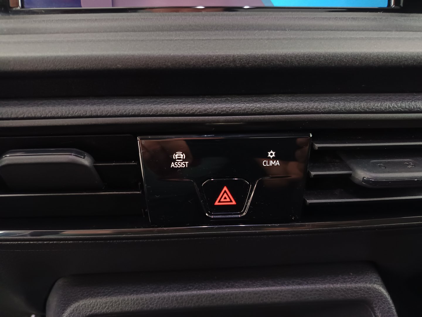VW Caddy Cargo TDI | Bild 22 von 27