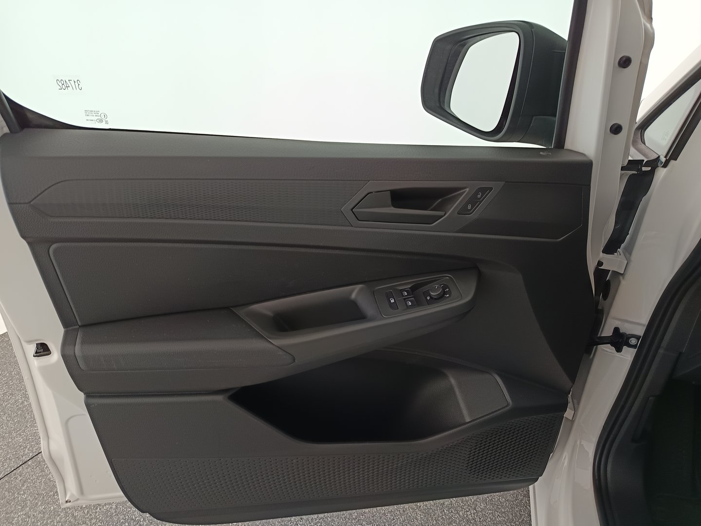 VW Caddy Cargo TDI | Bild 10 von 27