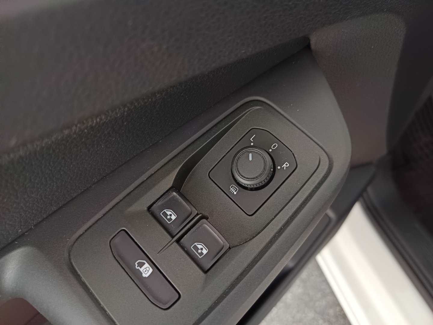 VW Caddy Cargo TDI | Bild 11 von 27