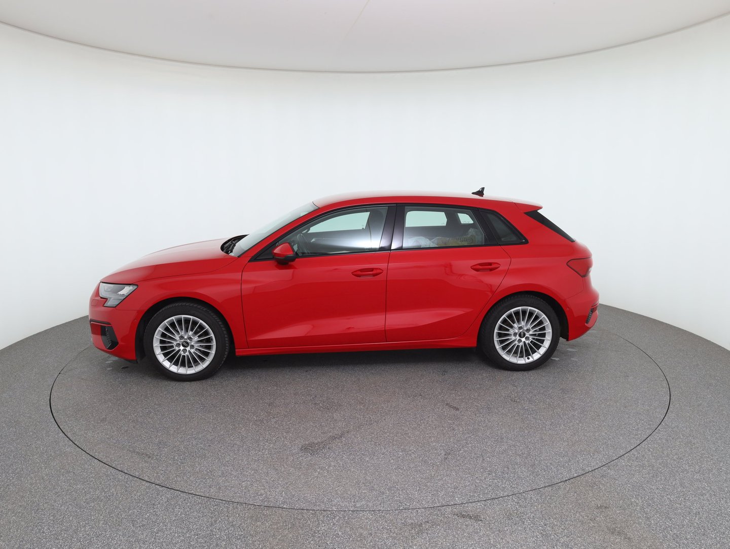Audi A3 Sportback 35 TFSI advanced ext. | Bild 8 von 25