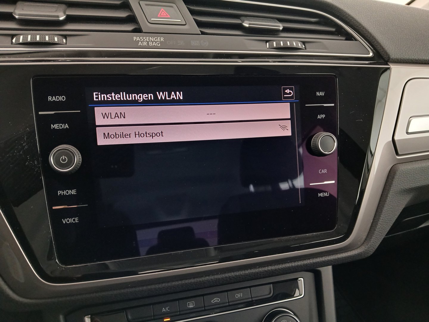 VW Touran TDI SCR 5-Sitzer | Bild 23 von 29