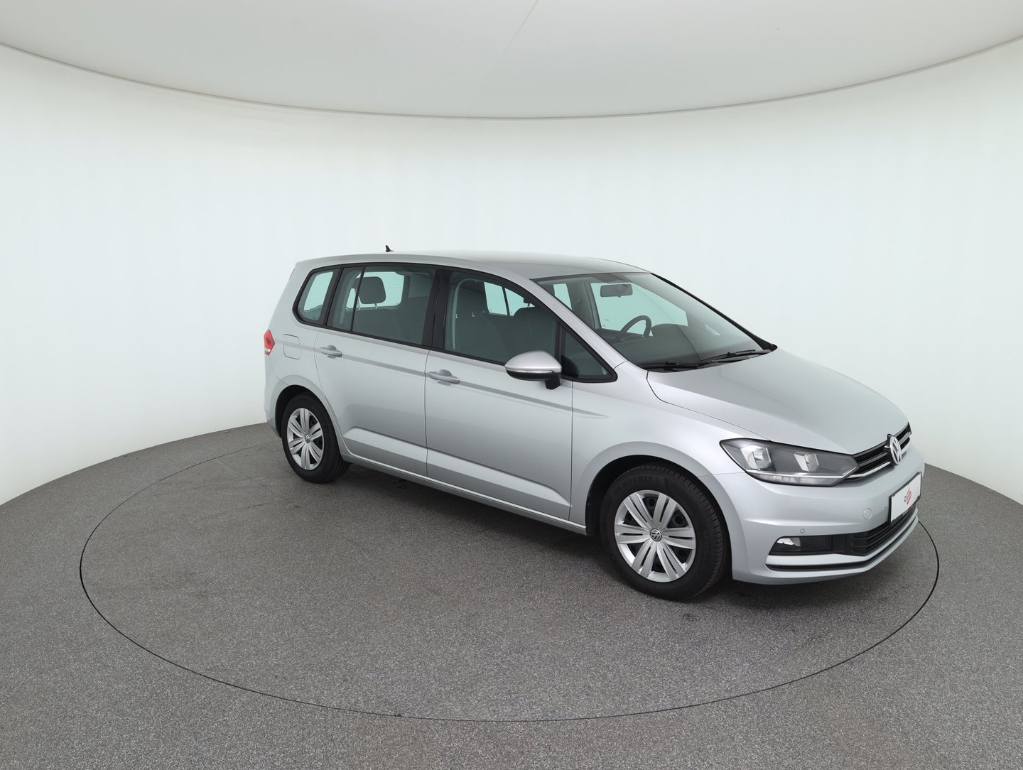 VW Touran TDI SCR 5-Sitzer | Bild 3 von 29