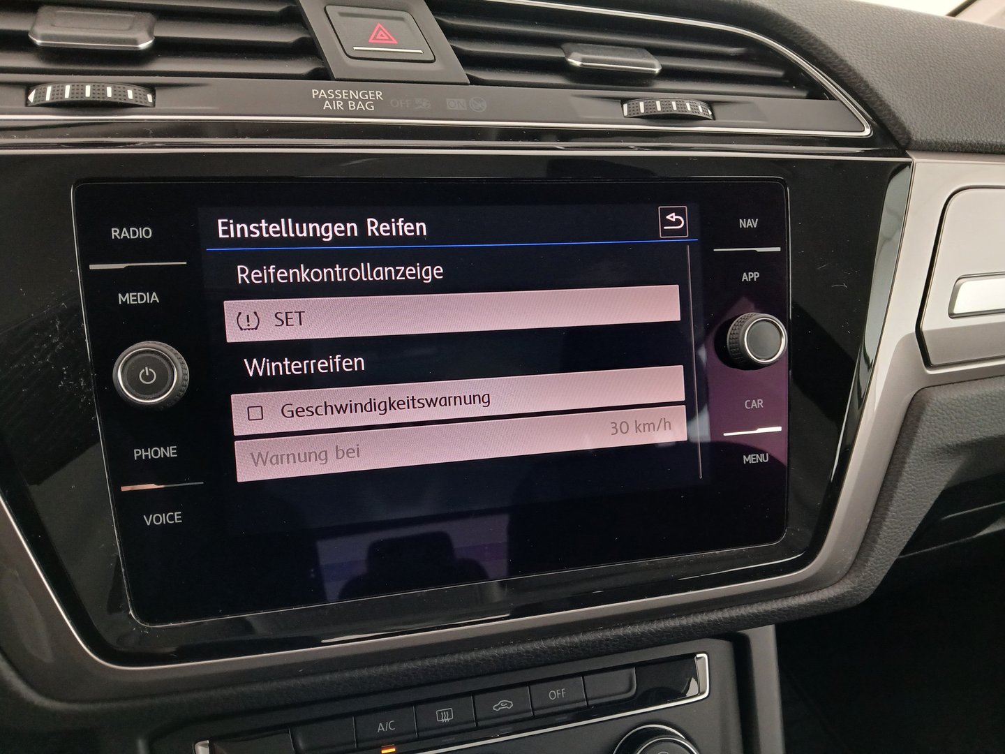 VW Touran TDI SCR 5-Sitzer | Bild 22 von 29