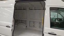 VW Crafter 35 Kasten L3H3 TDI Heck Single in candyweiß