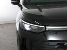 VW Tayron Friends eTSI DSG in Grenadillschwarz Metallic