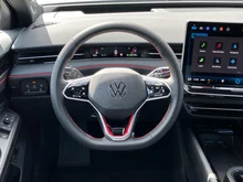 VW ID.7 Tourer GTX 4MOTION 250kW Business in Gletscherweiß Metallic Dach Schwarz