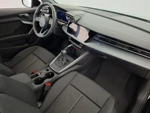 Audi A3 Sportback 30 TFSI in Brillantschwarz