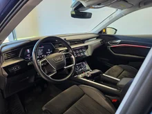Audi e-tron 50 quattro 230 kW Business in Navarrablau Metallic
