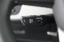 Audi A4 Avant 35 TDI S line in GLETSCHERWEISS METALLIC