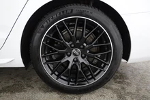 Audi A4 Avant 35 TDI S line in GLETSCHERWEISS METALLIC