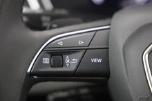 Audi A4 Avant 35 TDI S line in GLETSCHERWEISS METALLIC