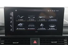 Audi A4 Avant 35 TDI S line in GLETSCHERWEISS METALLIC