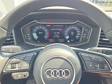 Audi A1 Sportback 30 TFSI intense in Manhattangrau Metallic