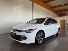 VW Golf Variant Life TSI in 0Q Pure White