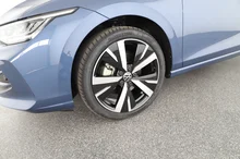 VW Golf Rabbit TSI in Anemonenblau Metallic