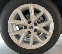 Thumbnail-Foto von Fahrzeug