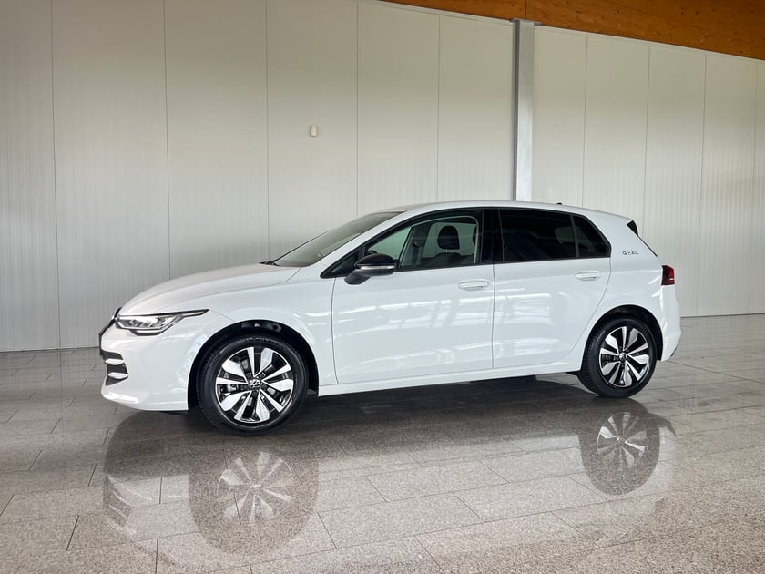 VW Golf Life TSI