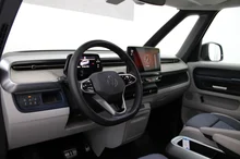 VW ID Buzz ID. Buzz Pro 150 kW in Deepblack Perleffekt