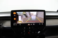 VW ID Buzz ID. Buzz Pro 150 kW in Deepblack Perleffekt