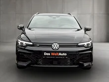 VW Golf Variant Sport mHeV DSG in Grenadillschwarz Metallic