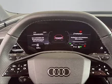 Audi SQ6 e-tron in 2Y Gletscherweiß Metallic