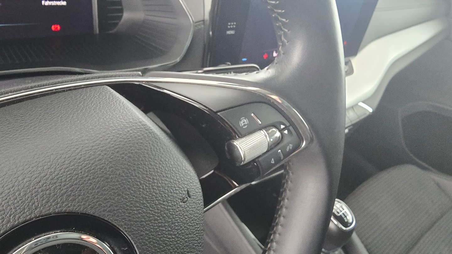 Škoda OCTAVIA Ambition TSI | Bild 16 von 25