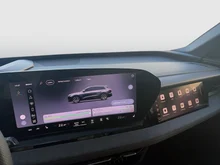 Audi Q6 e-tron quattro in Daytonagrau Perleffekt