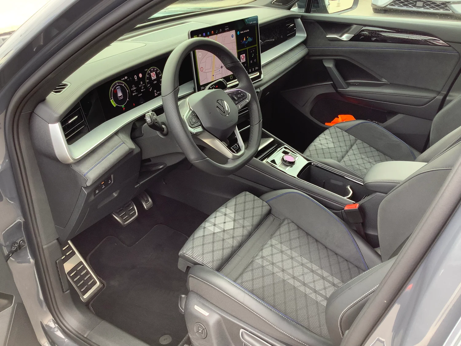 Bild eines VW Tayron Sport TDI 4MOTION DSG