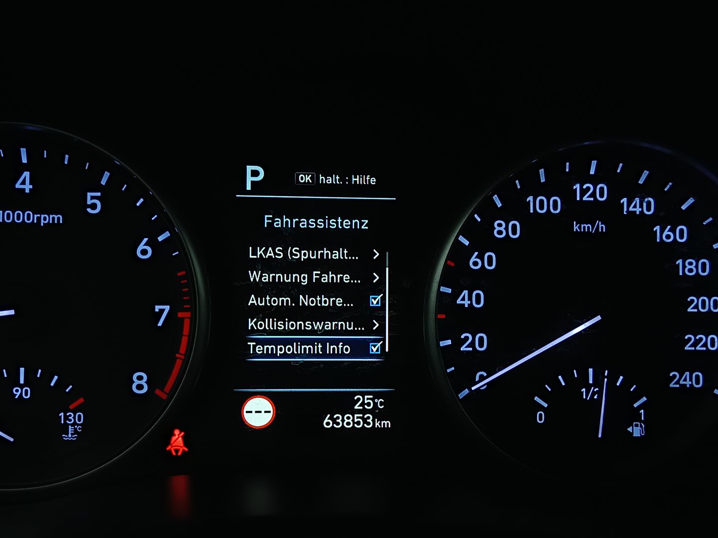 Hyundai i30 CW 1,4 T-GDI Start/Stopp Premium Aut. | Bild 31 von 33