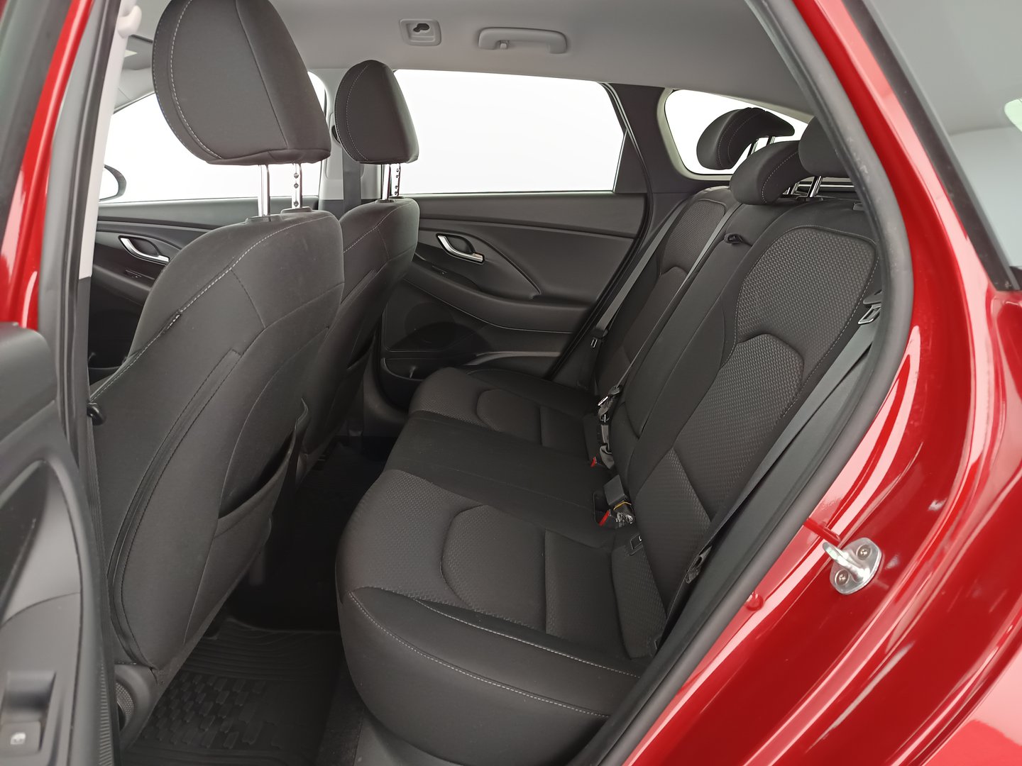 Hyundai i30 CW 1,4 T-GDI Start/Stopp Premium Aut. | Bild 27 von 33