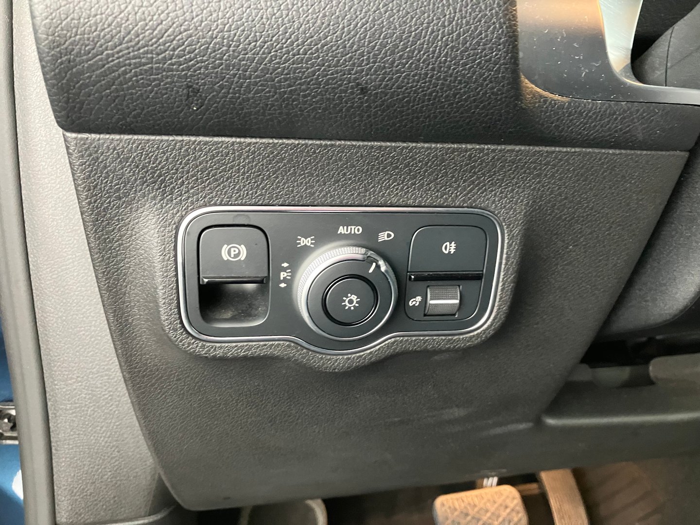 Mercedes GLB 200 d Aut. | Bild 4 von 20