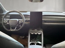 Škoda Peaq Sportline 90x in Smokey Diamond-Silber Metallic