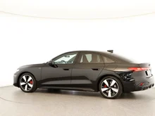 Audi A5 Limousine e-hybrid quattro 220 kW in Mythosschwarz Metallic