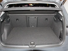 VW Golf Rabbit eHybrid DSG 150 kW in Delfingrau Metallic