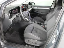 VW Golf Rabbit eHybrid DSG 150 kW in Delfingrau Metallic