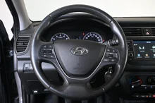 Hyundai i20 First Edition 2 in Grau