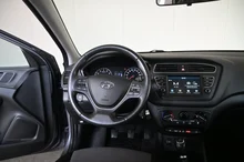 Hyundai i20 First Edition 2 in Grau