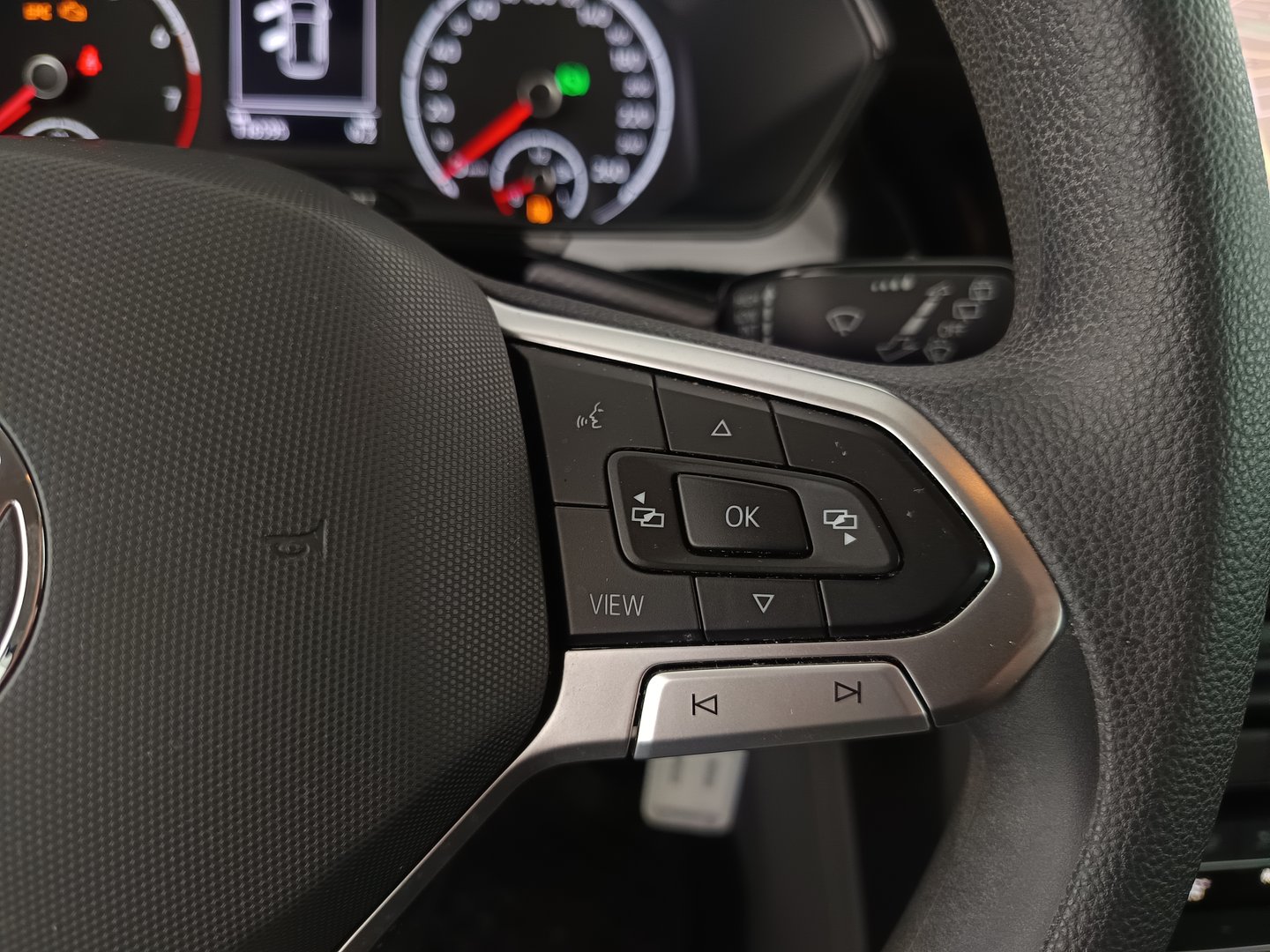 VW T-Cross Life TSI DSG | Bild 17 von 32