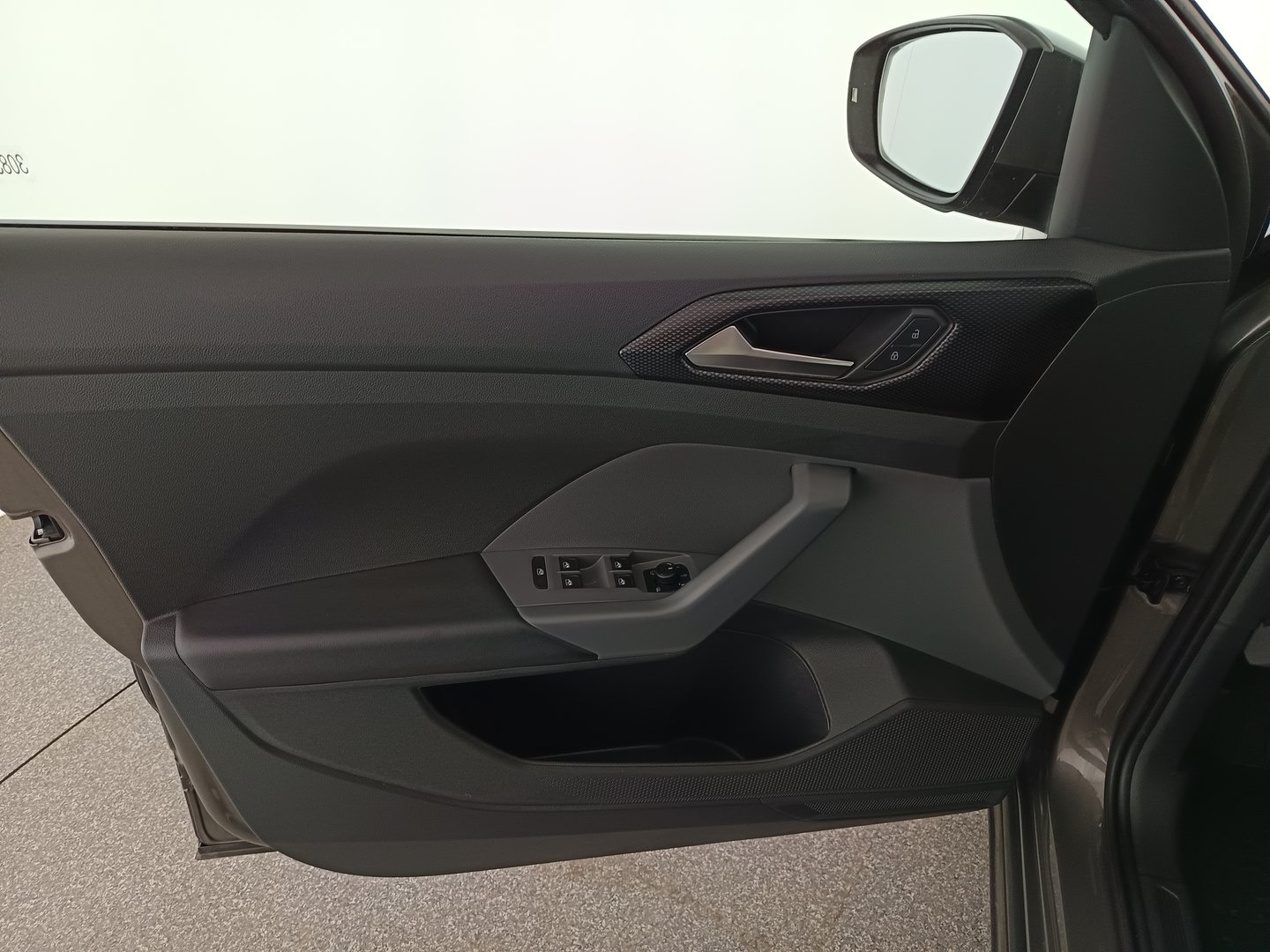 VW T-Cross Life TSI DSG | Bild 10 von 32