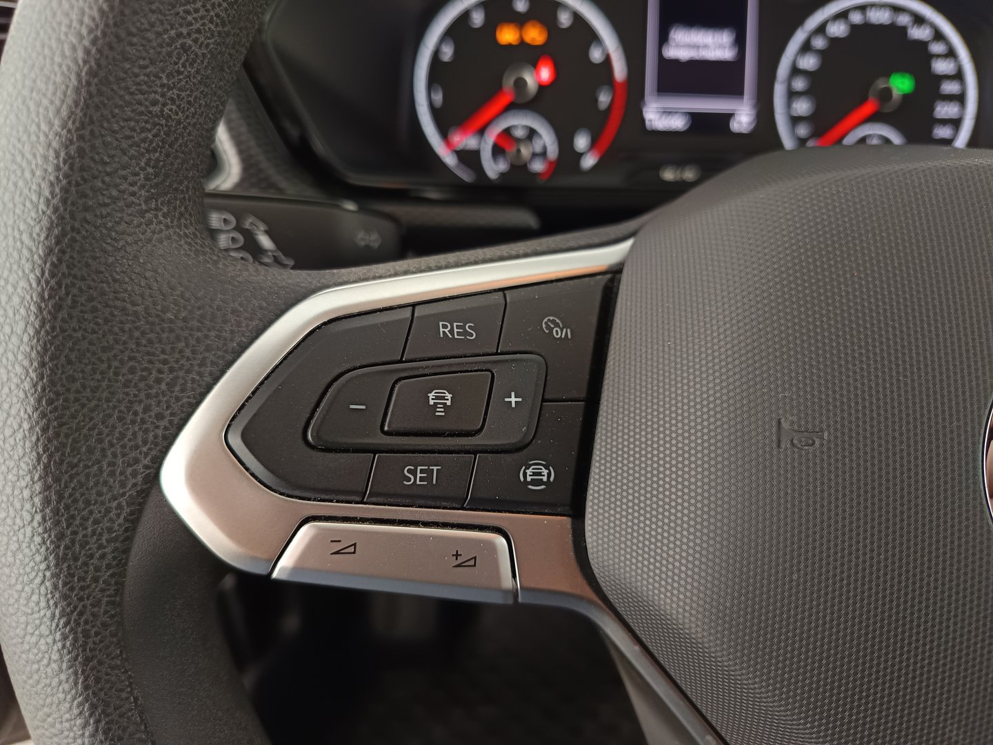 VW T-Cross Life TSI DSG | Bild 16 von 32