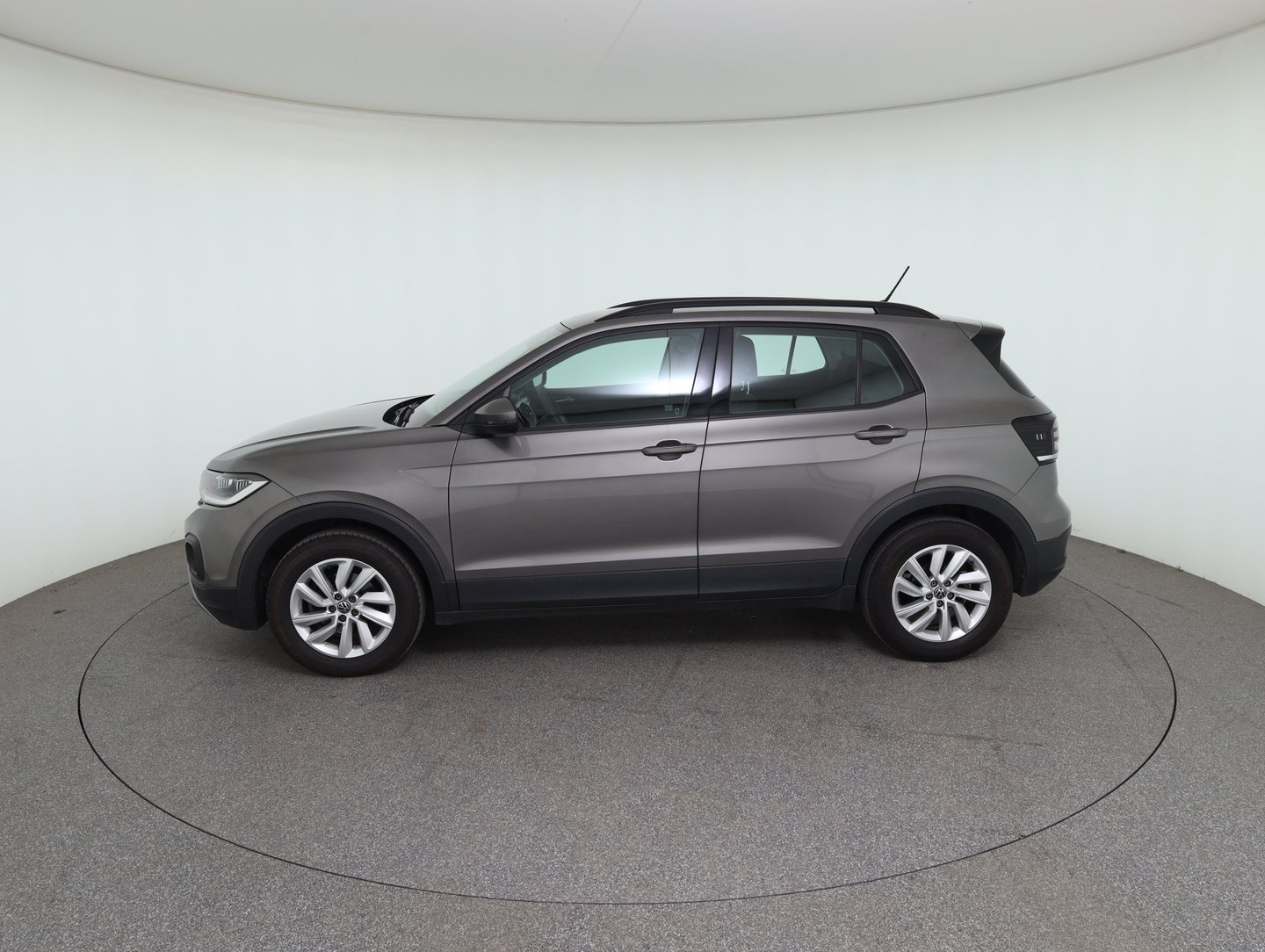 VW T-Cross Life TSI DSG | Bild 8 von 32