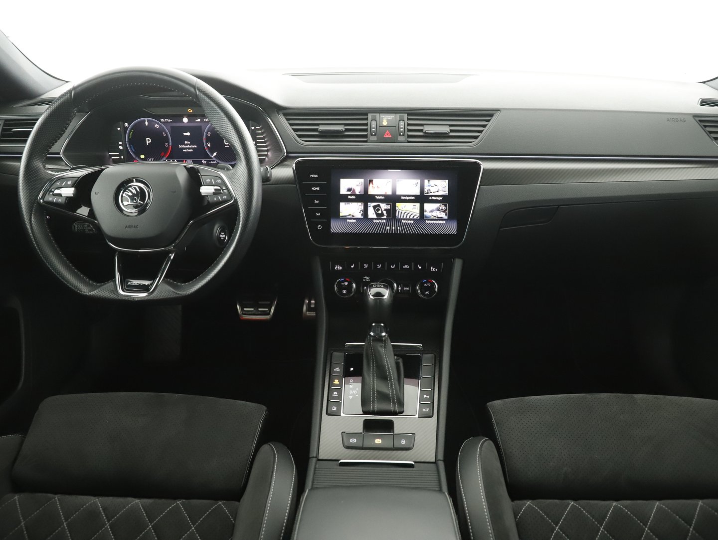 Škoda SUPERB Combi iV SPORTLINE DSG | Bild 5 von 14