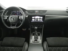 Škoda Superb Combi iV SPORTLINE DSG in MOON-WEISS METALLIC