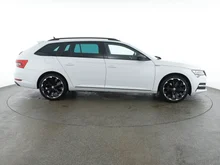 Škoda Superb Combi iV SPORTLINE DSG in MOON-WEISS METALLIC