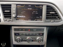SEAT Leon Kombi Xcellence TSI in Nacht-Schwarz Metallic