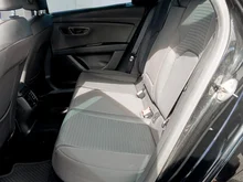 SEAT Leon Kombi Xcellence TSI in Nacht-Schwarz Metallic