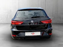 SEAT Leon Kombi Xcellence TSI in Nacht-Schwarz Metallic