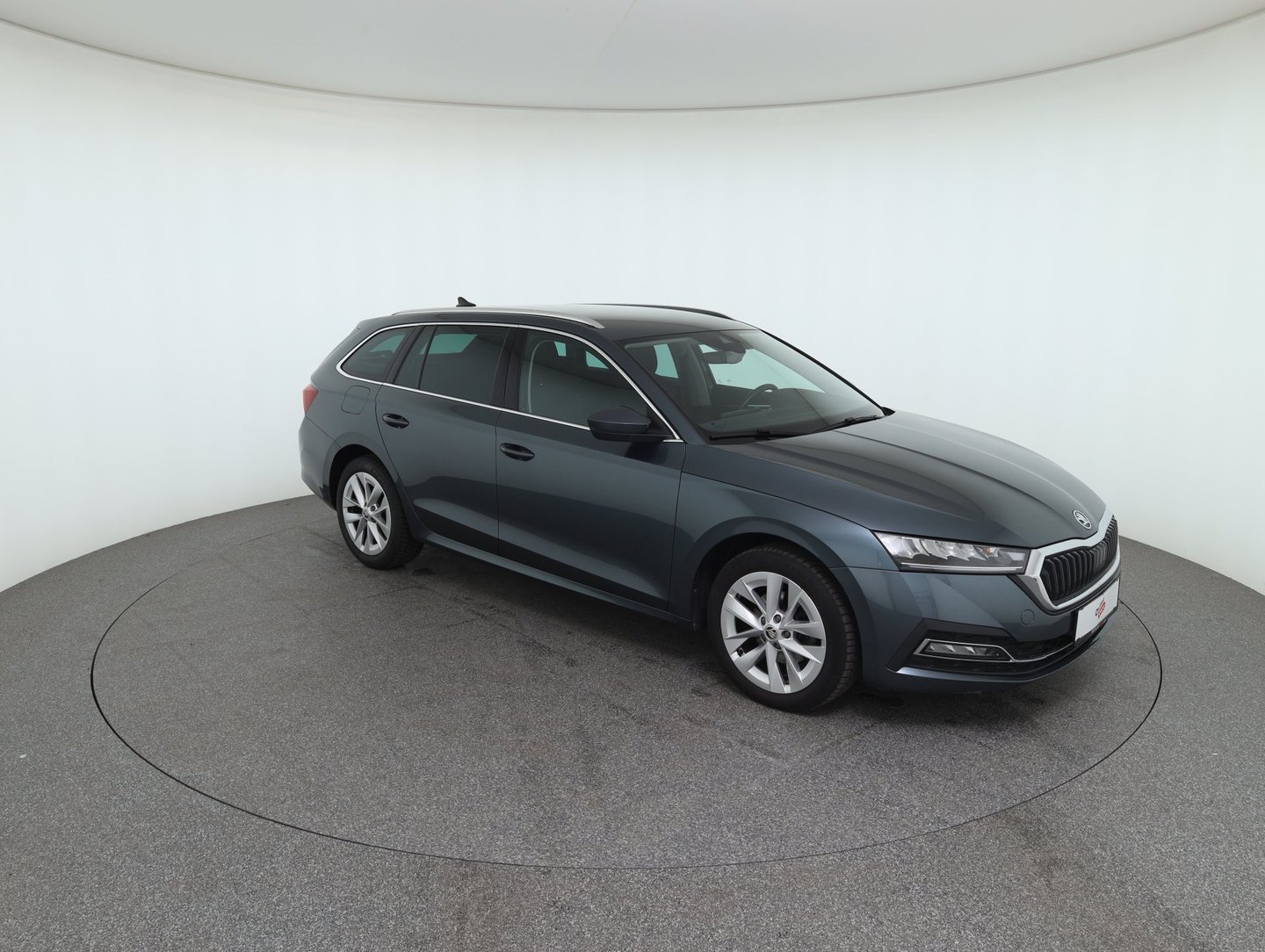 Škoda OCTAVIA Combi Style TDI DSG | Bild 3 von 32
