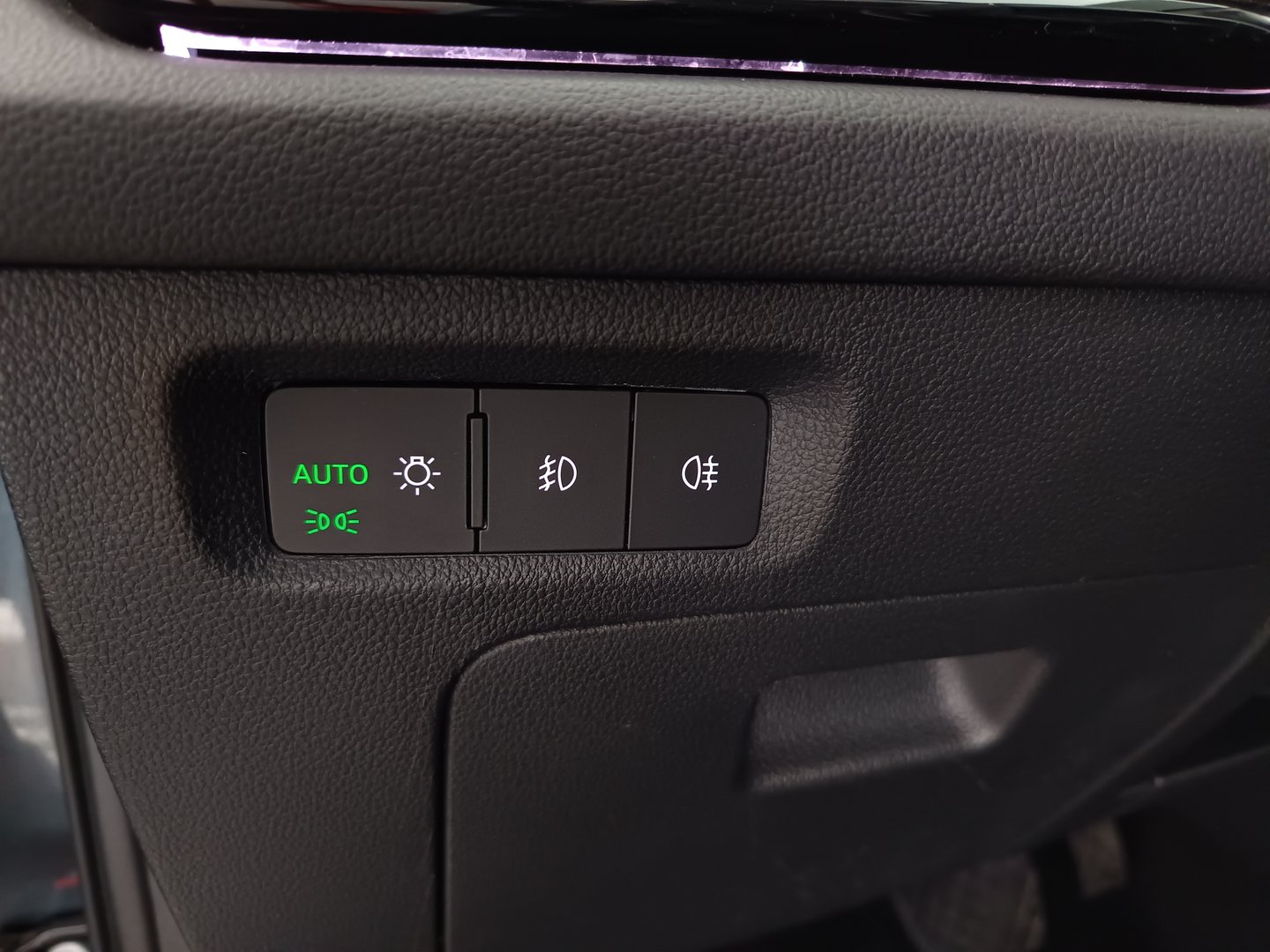 Škoda OCTAVIA Combi Style TDI DSG | Bild 12 von 32